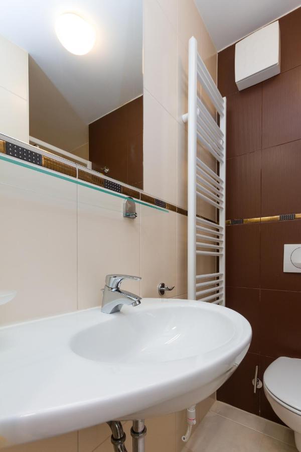 Premium Marina Apartments With Sea View By Locap Group Portorož Extérieur photo