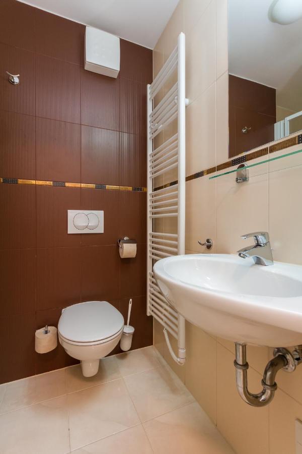 Premium Marina Apartments With Sea View By Locap Group Portorož Extérieur photo