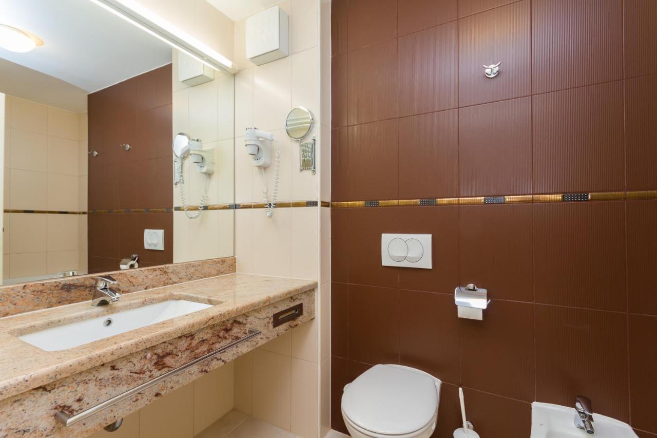 Premium Marina Apartments With Sea View By Locap Group Portorož Extérieur photo