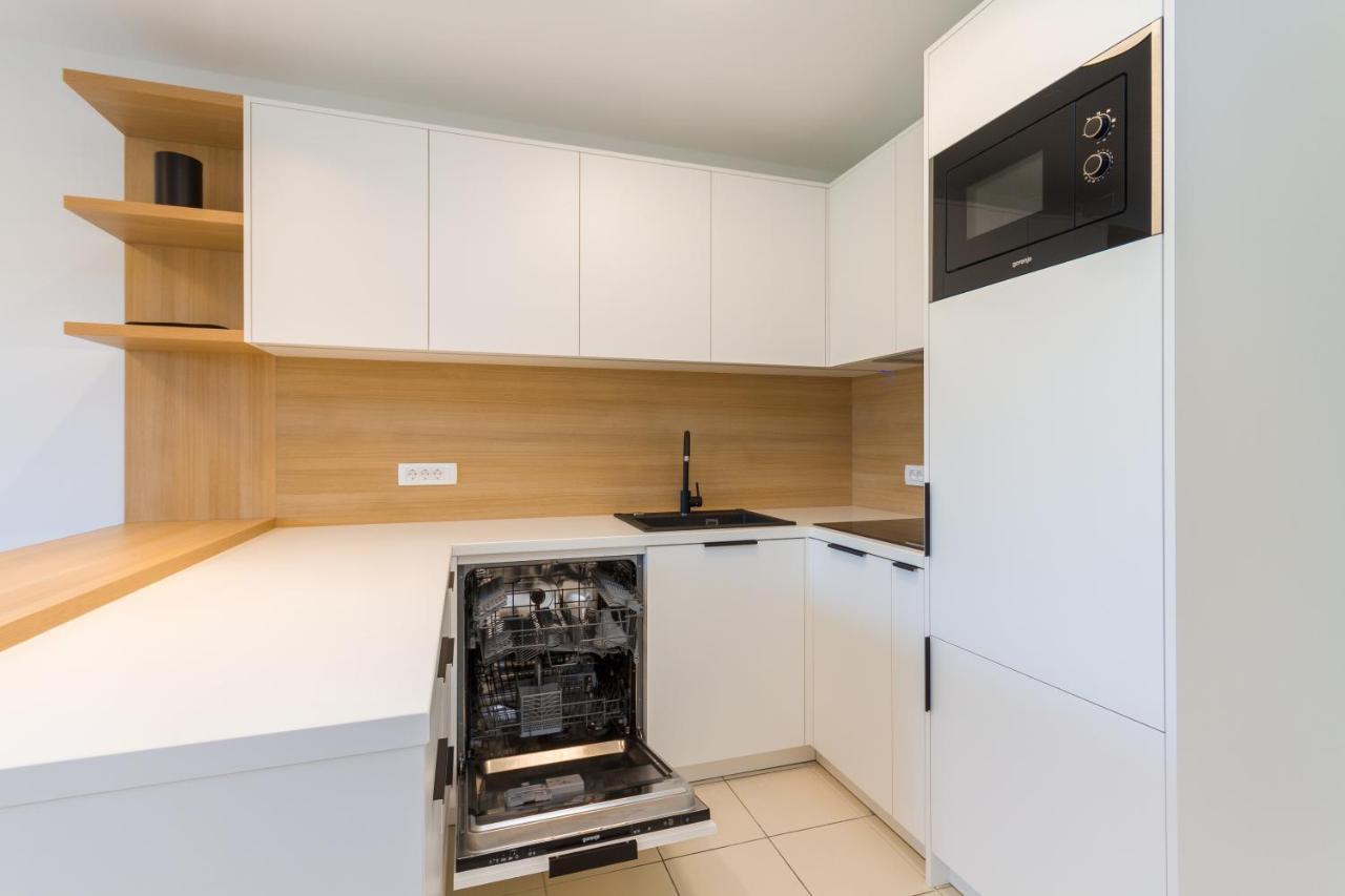 Premium Marina Apartments With Sea View By Locap Group Portorož Extérieur photo